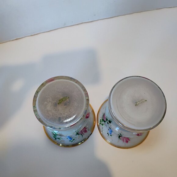 Pair Vtg BOHEMIAN CZECH Cased Glass White Painted Pink Roses Vase Set -CHIP READ - Picture 13 of 14
